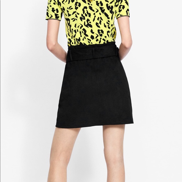 Zara Black Belted Faux Velvet Mini Skirt Small XS - Picture 2 of 4